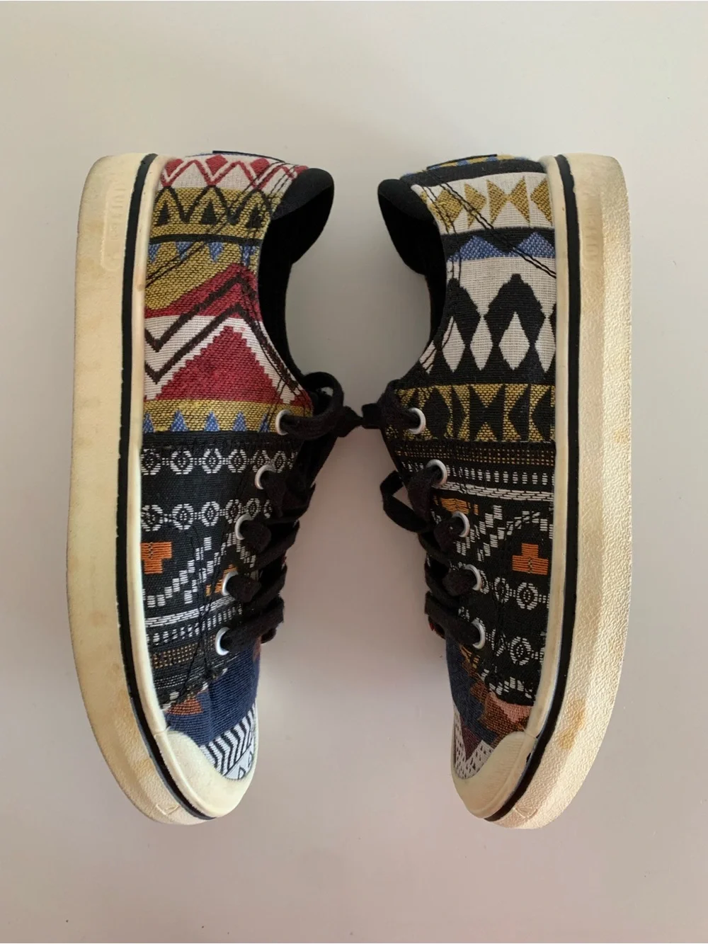 Keen lace up